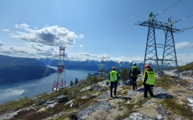 Extreme challenge in the Norwegian fjords: field experience and technical innovation